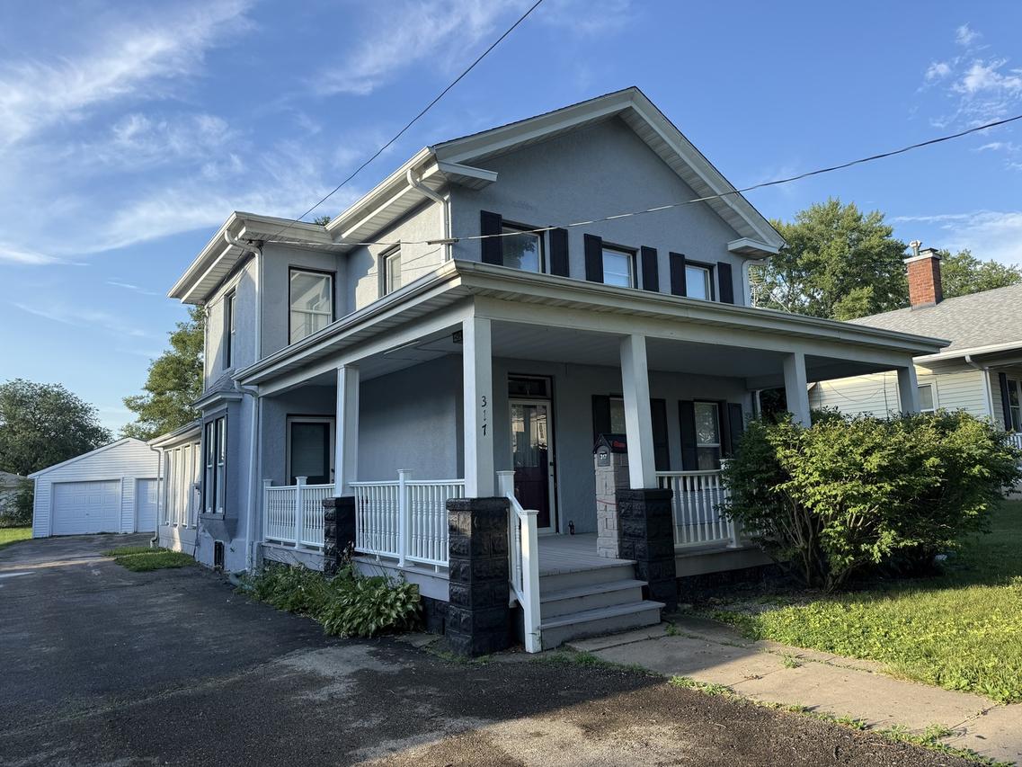 317 W North St., Geneseo, IL 61254