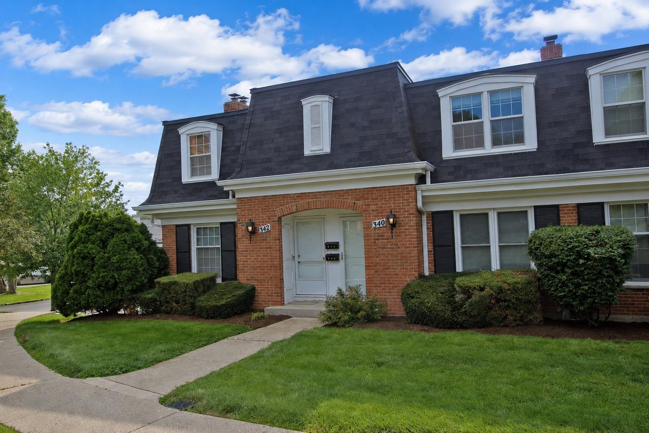 340 Eastern Ave., Barrington, IL 60010