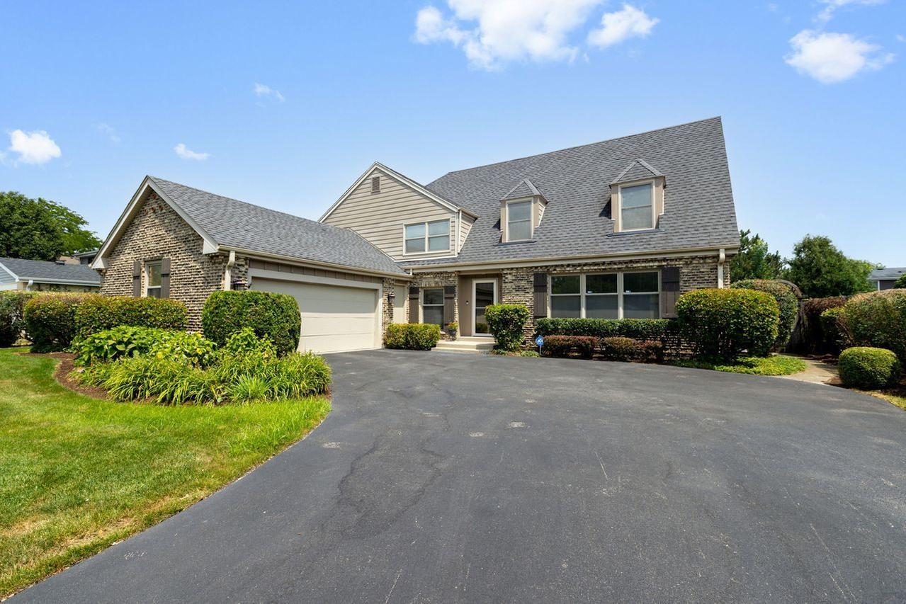 2621 Landwehr Rd., Glenview, IL 60026