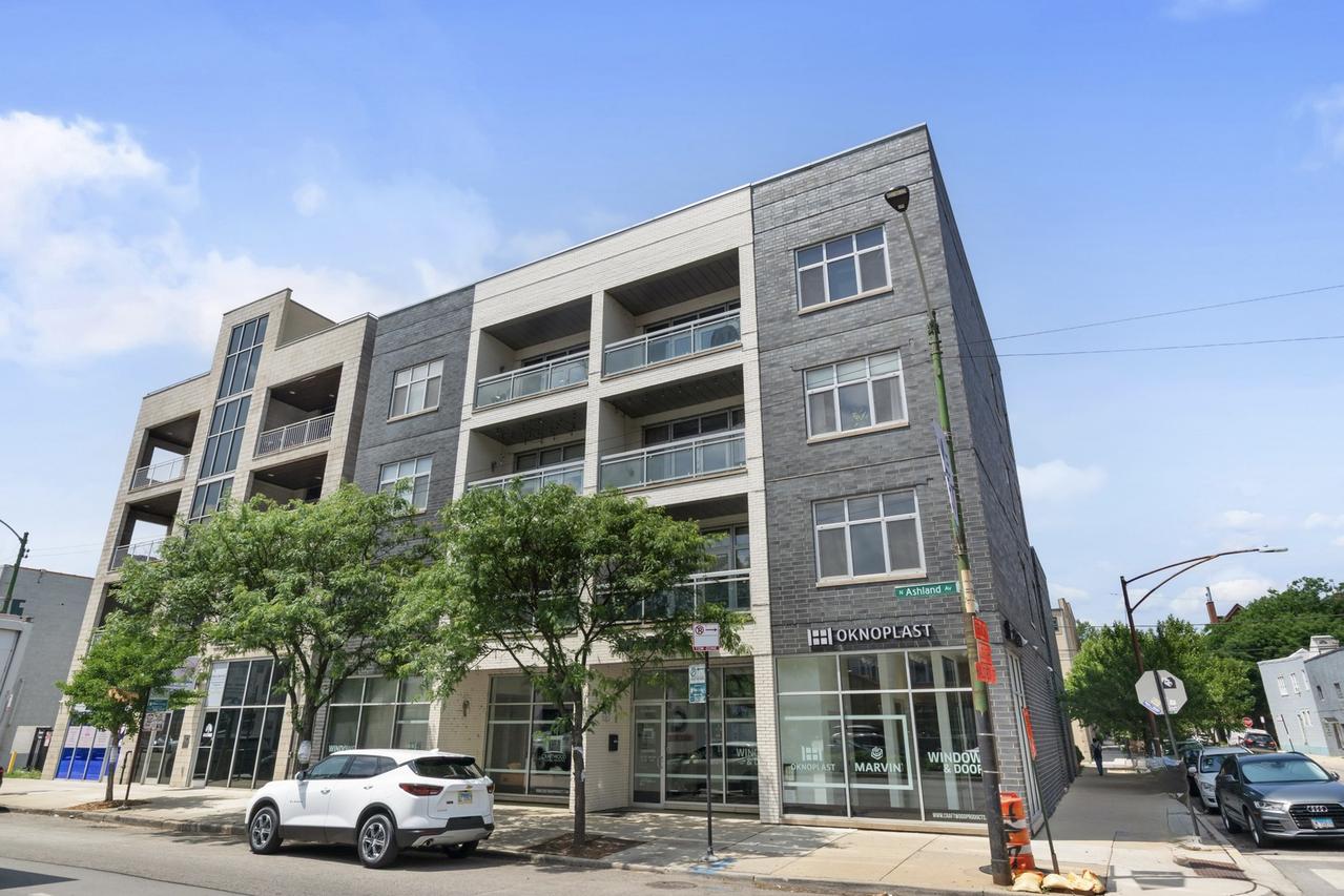 1601 W Pearson St. #3S, Chicago, IL 60622