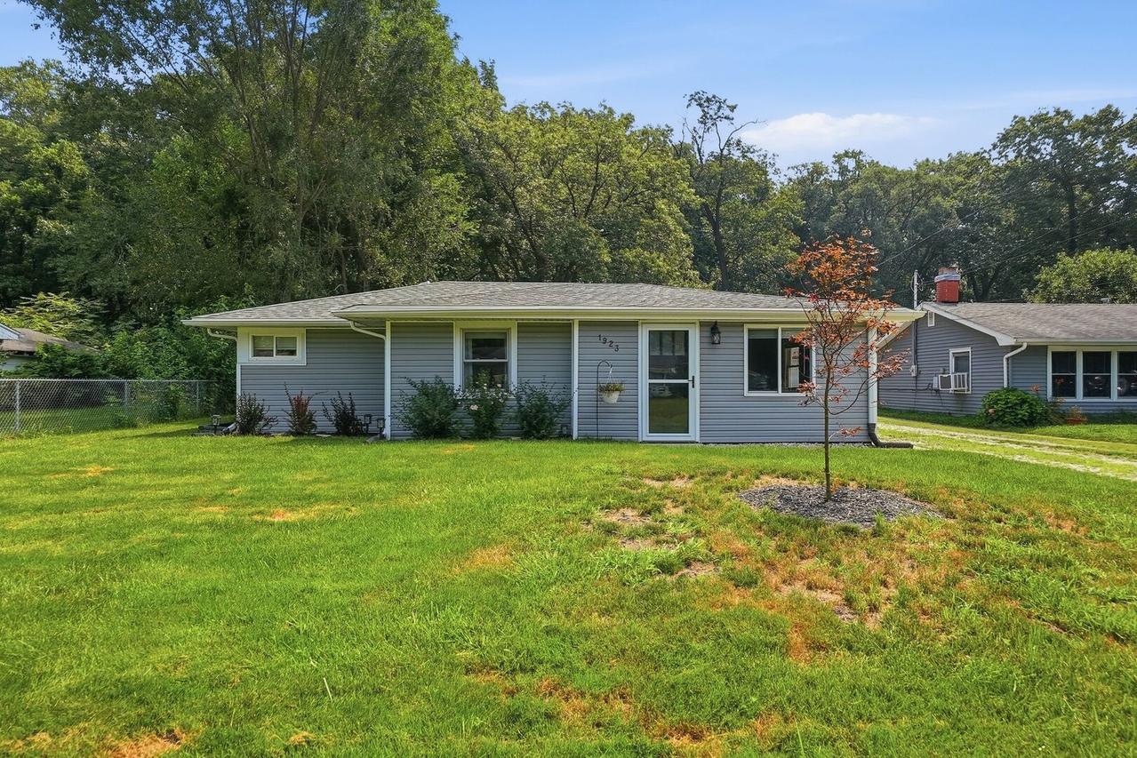 1923 Roberts St., Wilmington, IL 60481