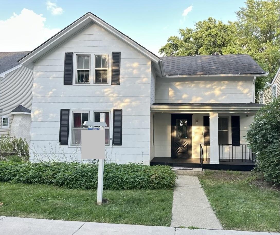 532 S Main St., Naperville, IL 60540