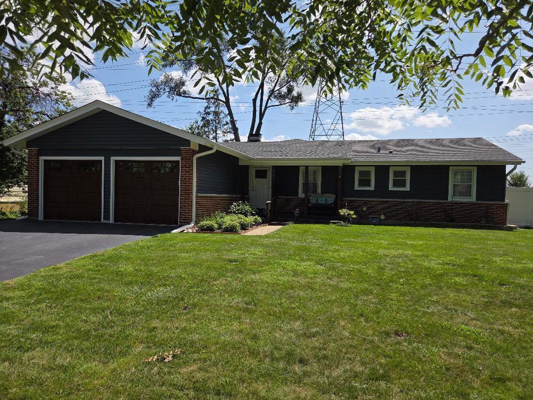 601 Walnut Ln., Elk Grove Village, IL 60007