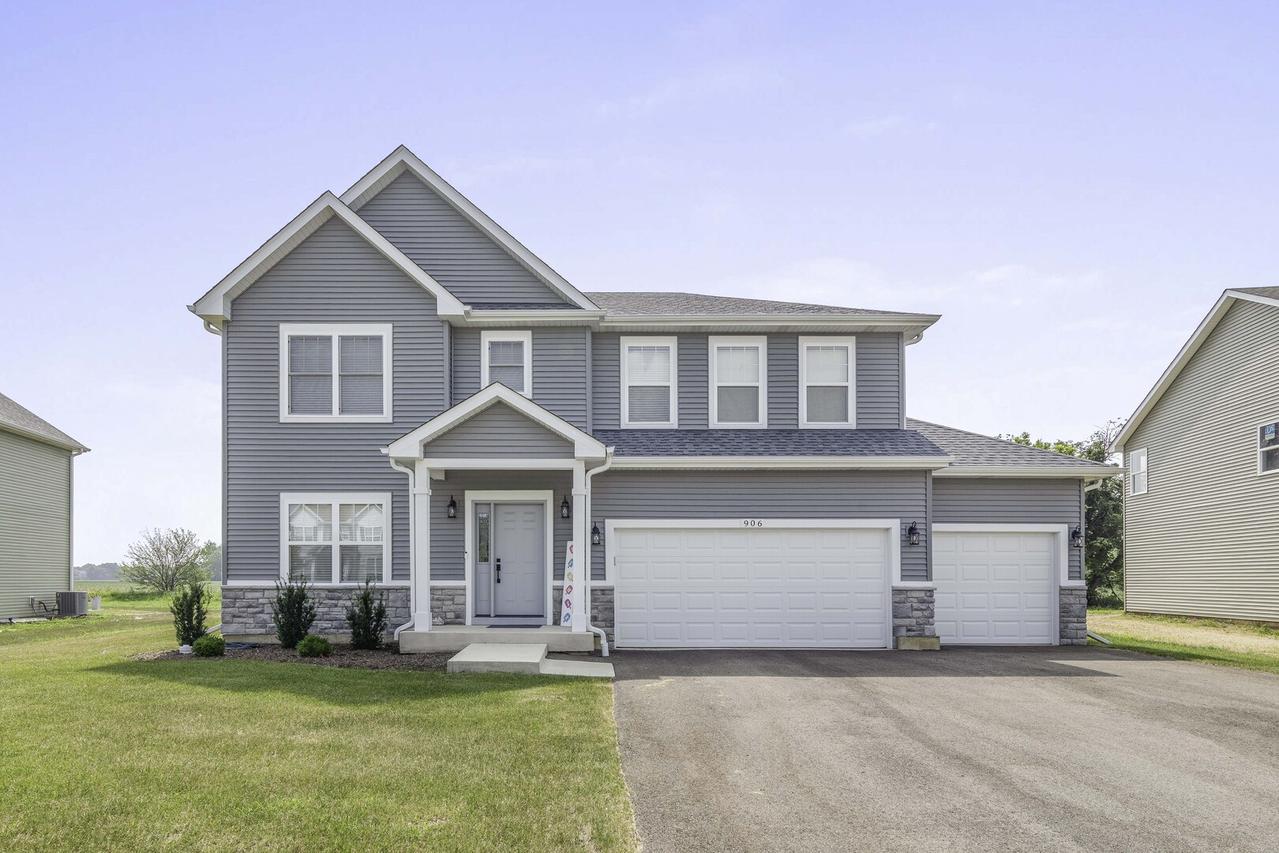 906 Hayden Dr., Yorkville, IL 60560