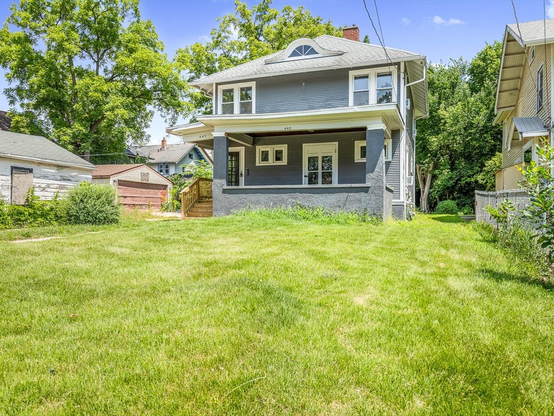 443 N Hinkley Ave., Rockford, IL 61101