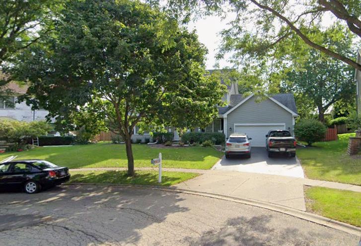 2039 Spaulding Ct., West Dundee, IL 60118