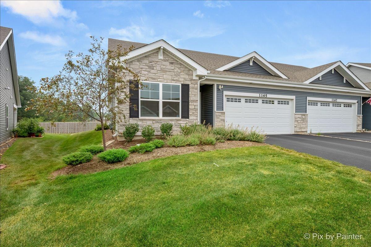 1165 Woodlily Ln., Bartlett, IL 60103
