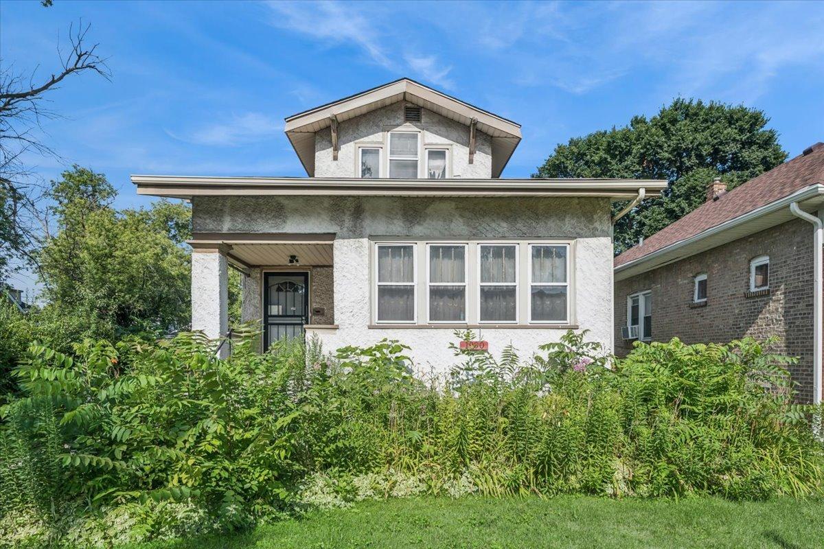 1930 S 3rd Ave., Maywood, IL 60153