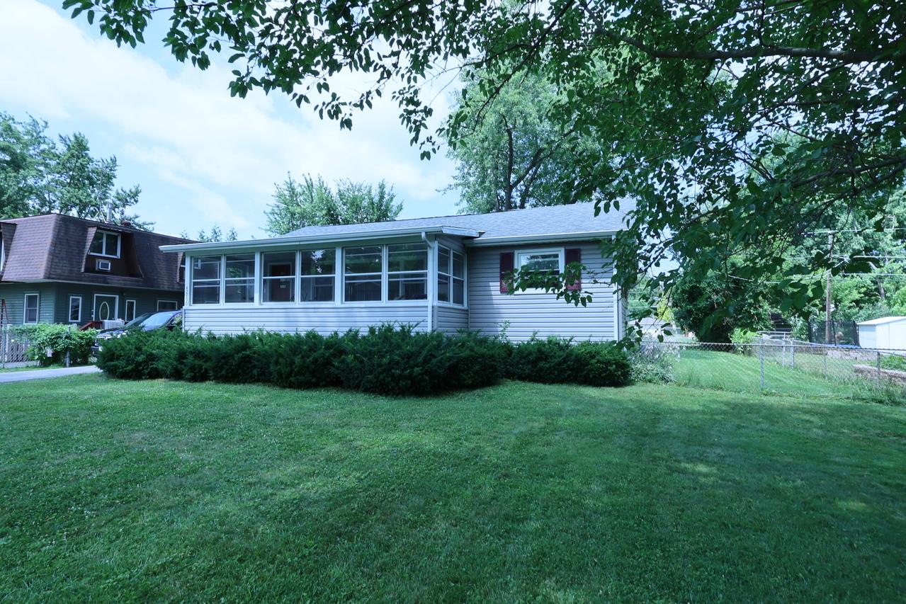 42690 N Lake Dr., Antioch, IL 60002