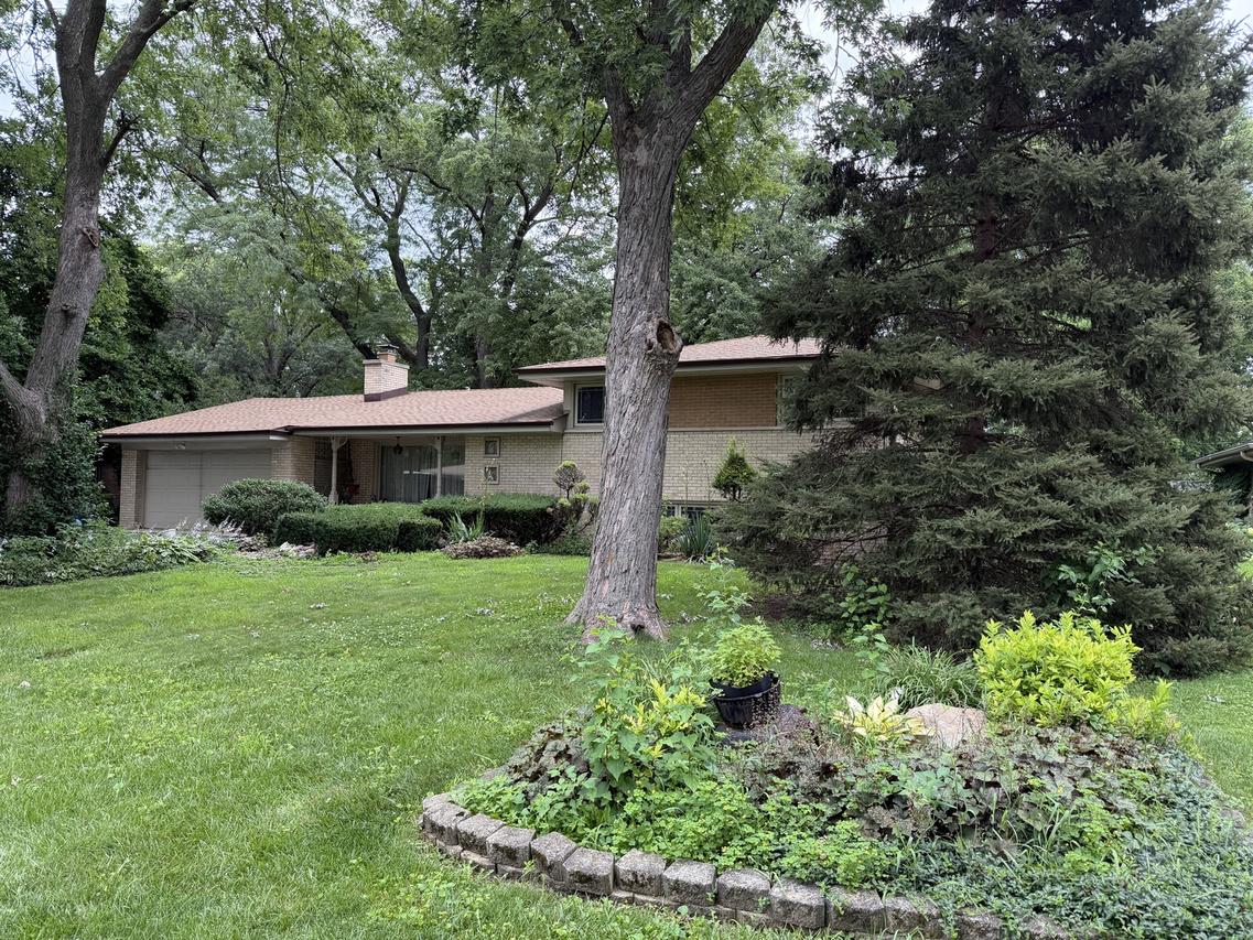 12931 S 71st Ave., Palos Heights, IL 60463