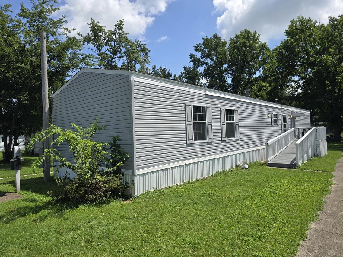 1500 Reed St., Eldorado, IL 62930