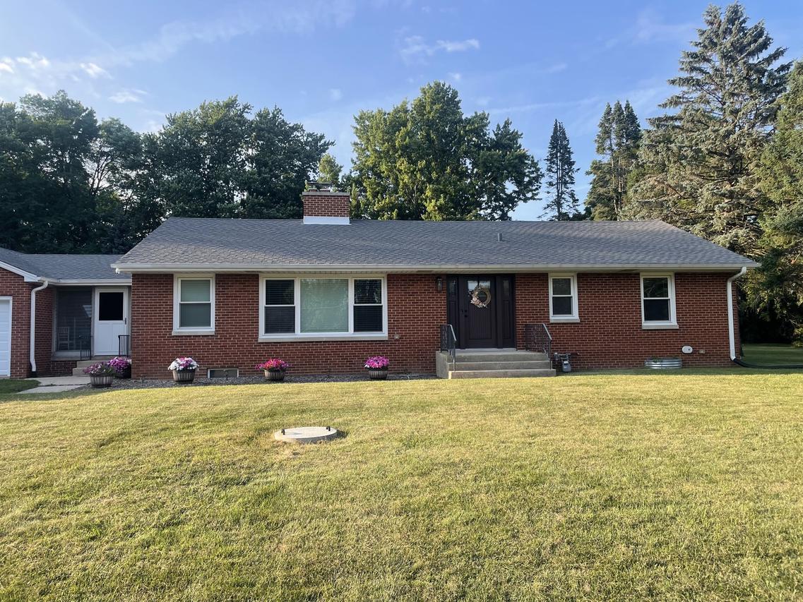 10738 9th St., Winthrop Harbor, IL 60096