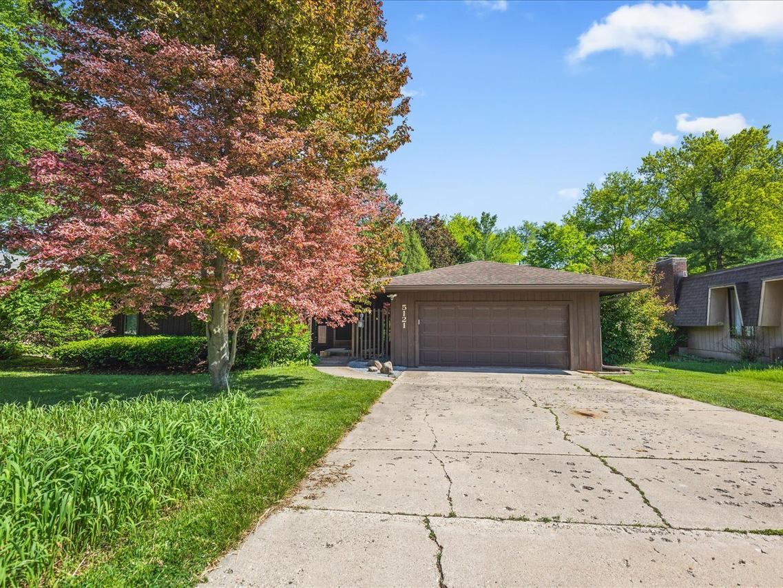 5121 Brookview Rd., Rockford, IL 61107