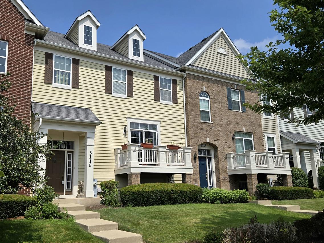 3116 Gansett Pkwy., Elgin, IL 60124