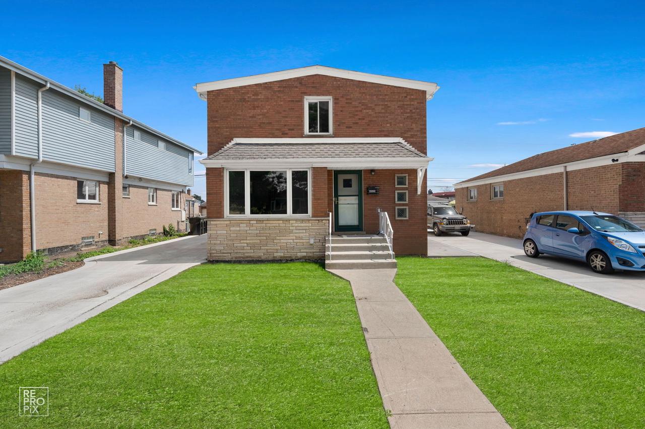 4329 W 81st St., Chicago, IL 60652
