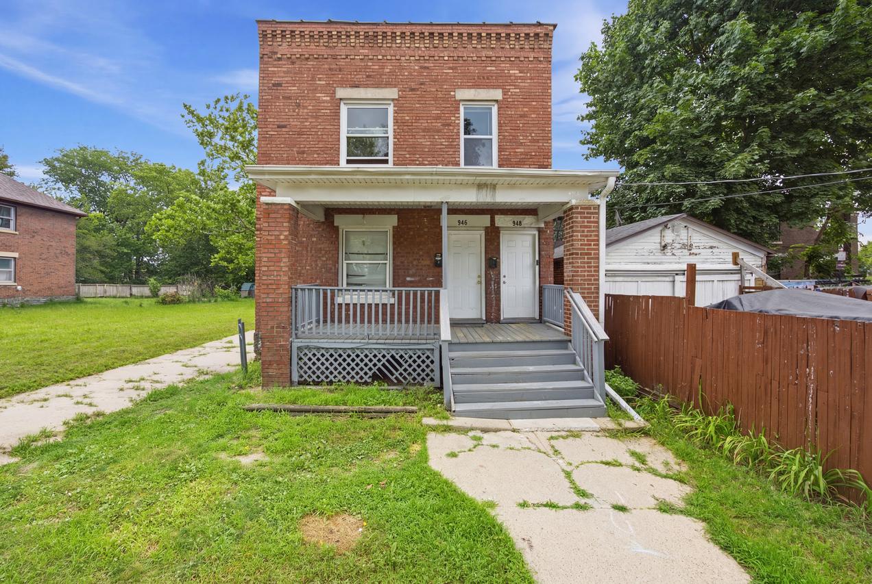 948 S 3rd St., Rockford, IL 61104