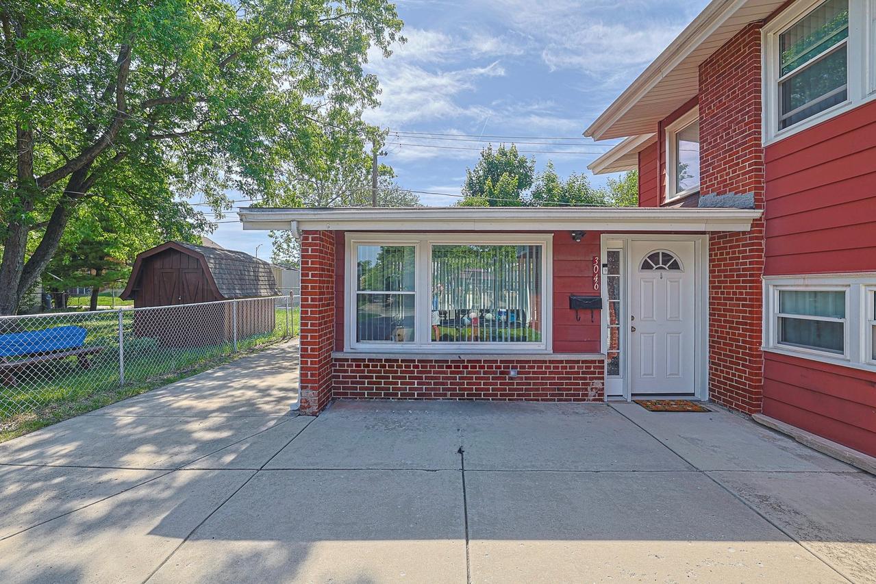 3046 S 24th Ave. #2, Broadview, IL 60155