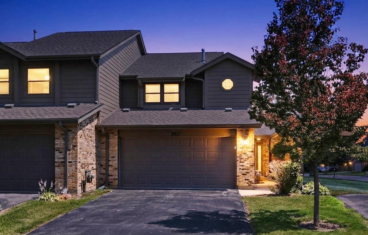 8037 Wildwood Ln., Darien, IL 60561