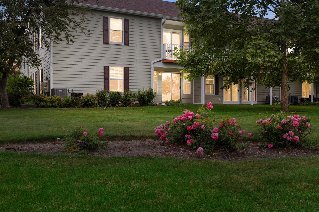 [Address Hidden by Seller], Streamwood, IL 60107