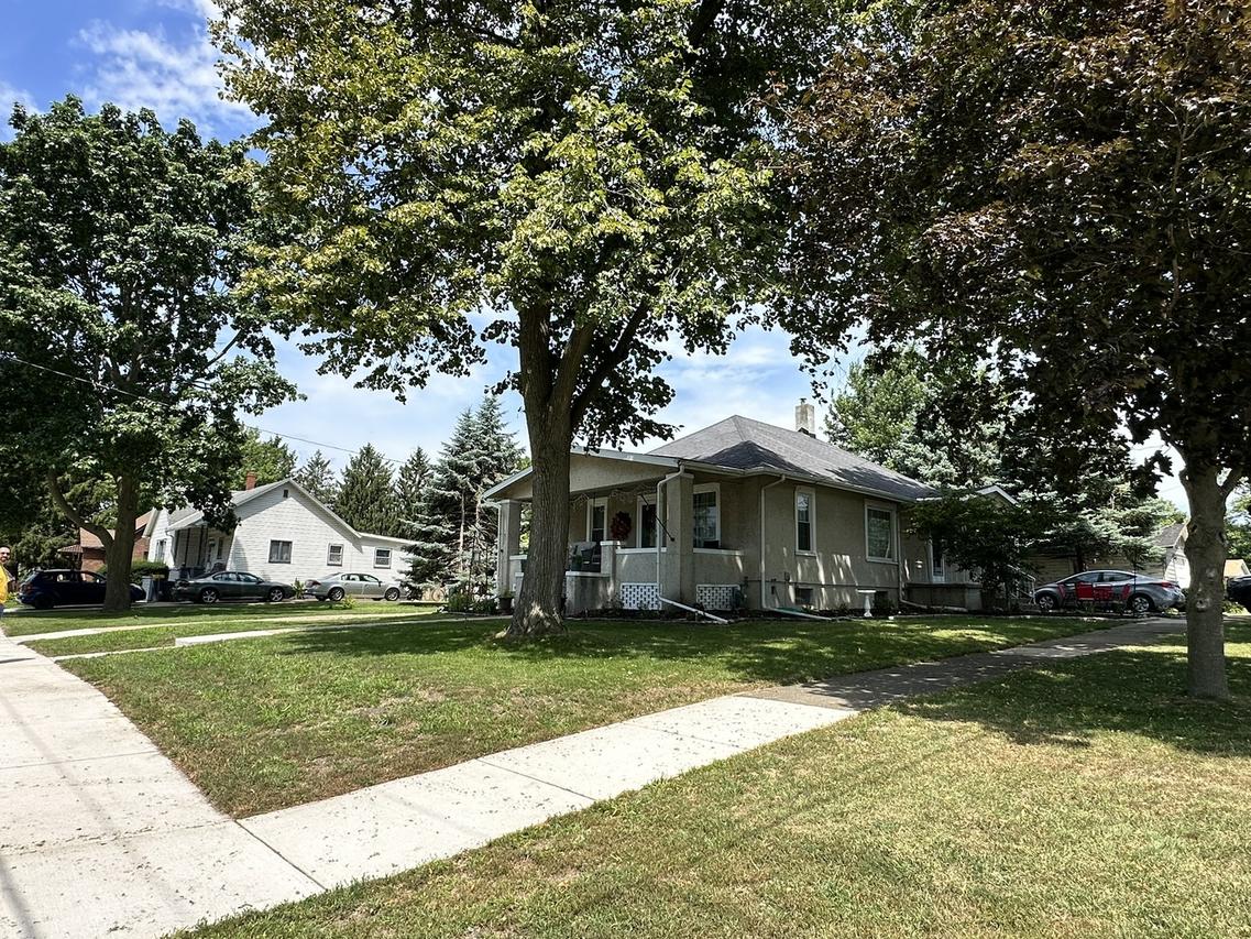 1016 E Bronson St., Streator, IL 61364