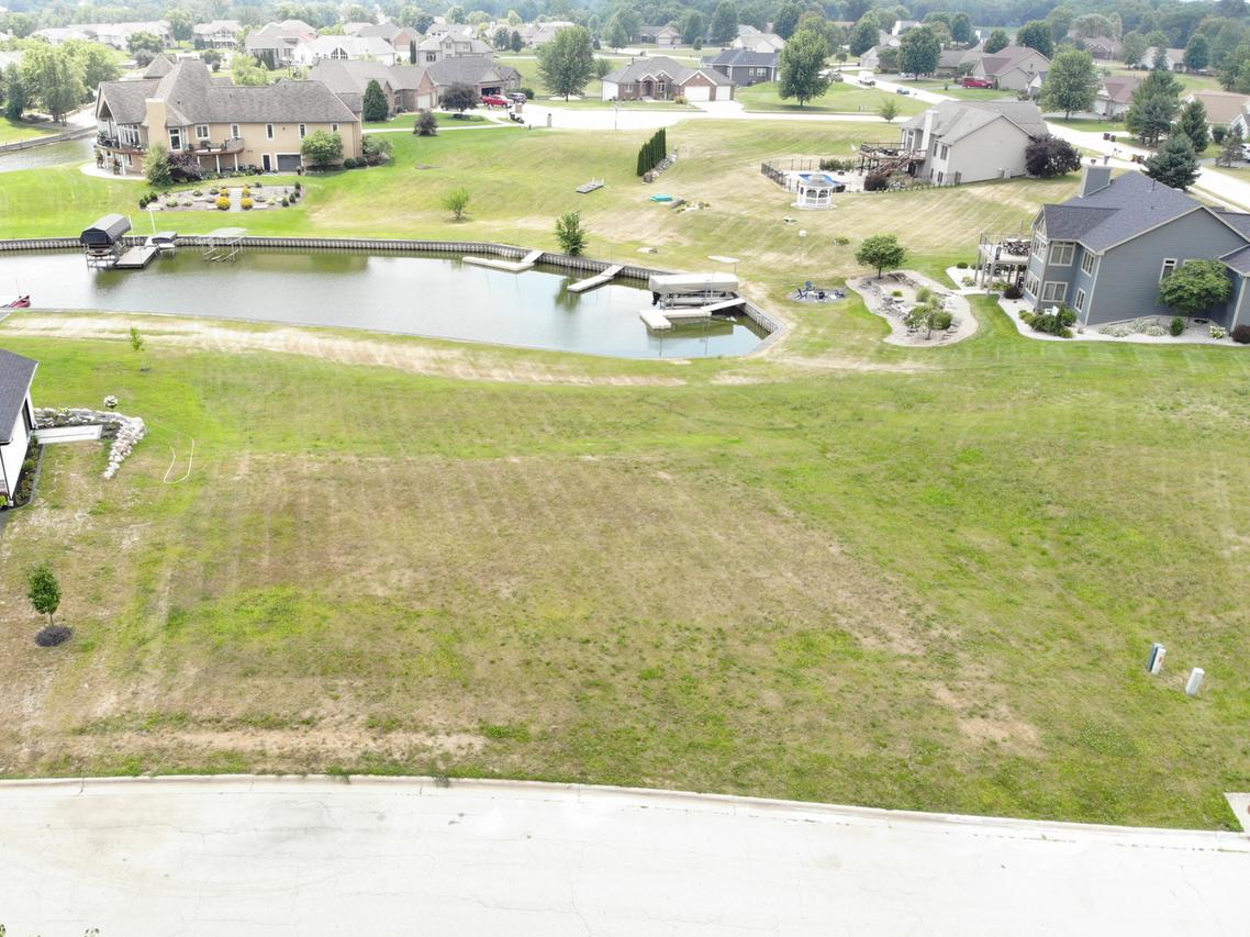1213 Summerland Key, Machesney Park, IL 61103