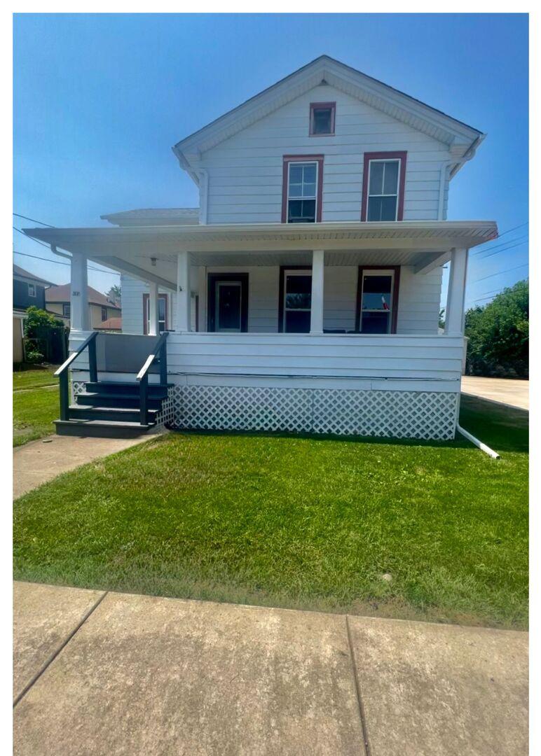 308 Gale St., Aurora, IL 60506