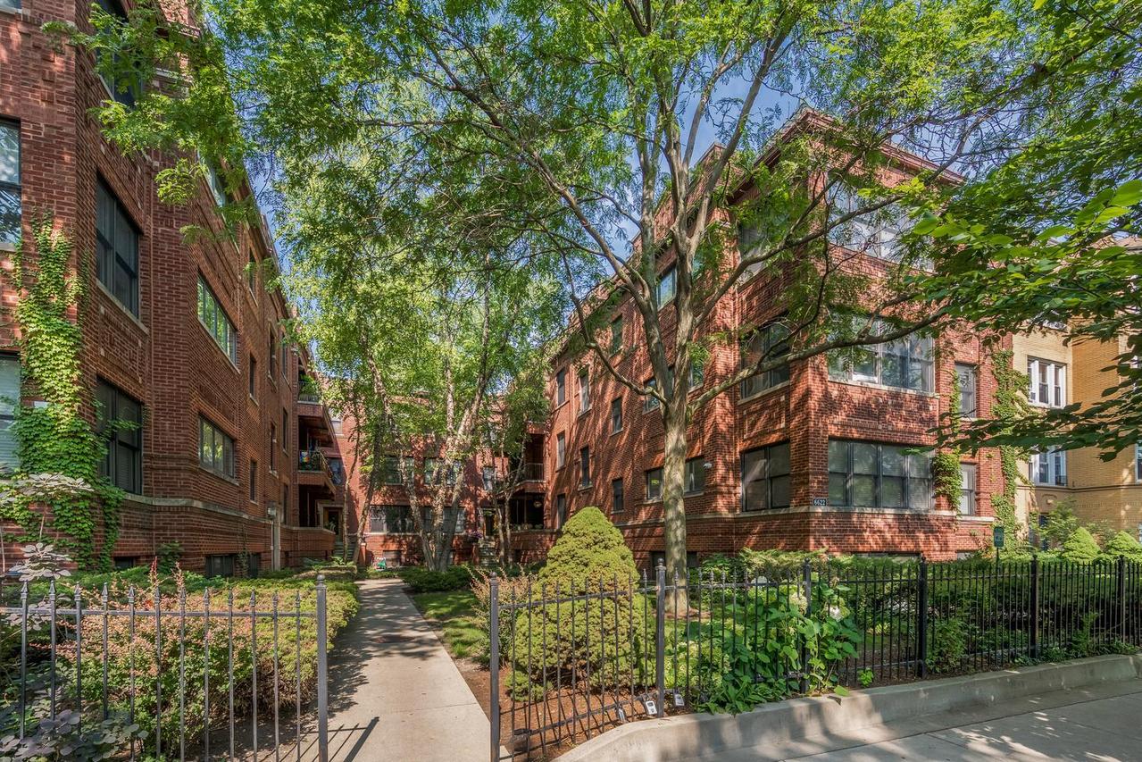 6622 N Ashland Ave. #1, Chicago, IL 60626