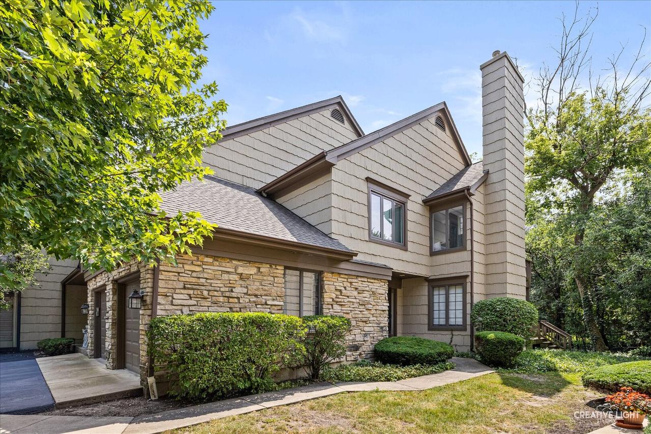 1109 Foxtail Ct., Darien, IL 60561