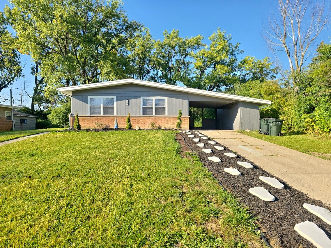 138 Algonquin St., Park Forest, IL 60466
