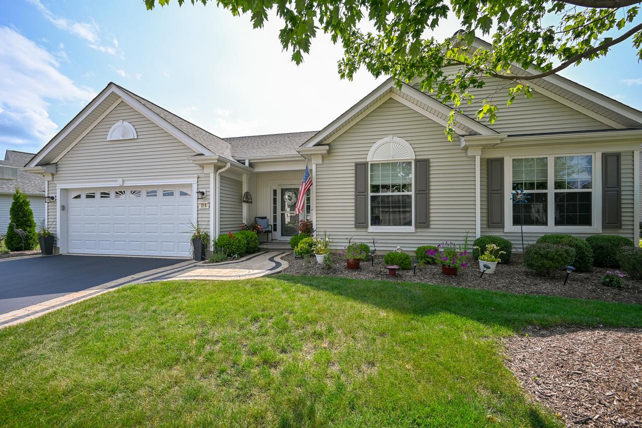 215 Honors Dr., Shorewood, IL 60404