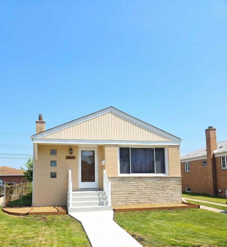 8043 S Kostner Ave., Chicago, IL 60652