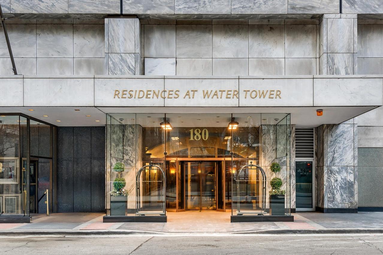 180 E Pearson St. #5601, Chicago, IL 60611