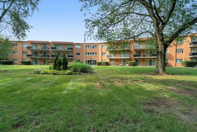 940 Holbrook Rd. #6A, Homewood, IL 60430