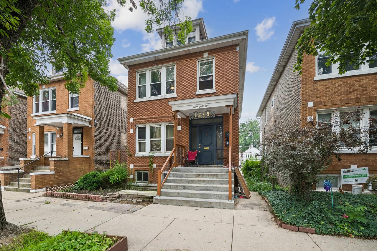 1235 W 31st St., Chicago, IL 60608