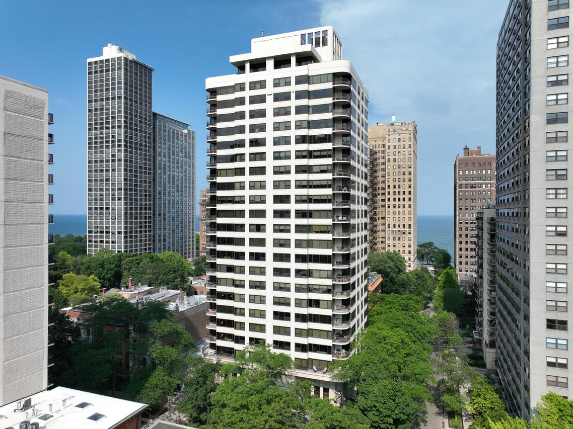 1501 N State Pkwy. #5A, Chicago, IL 60610