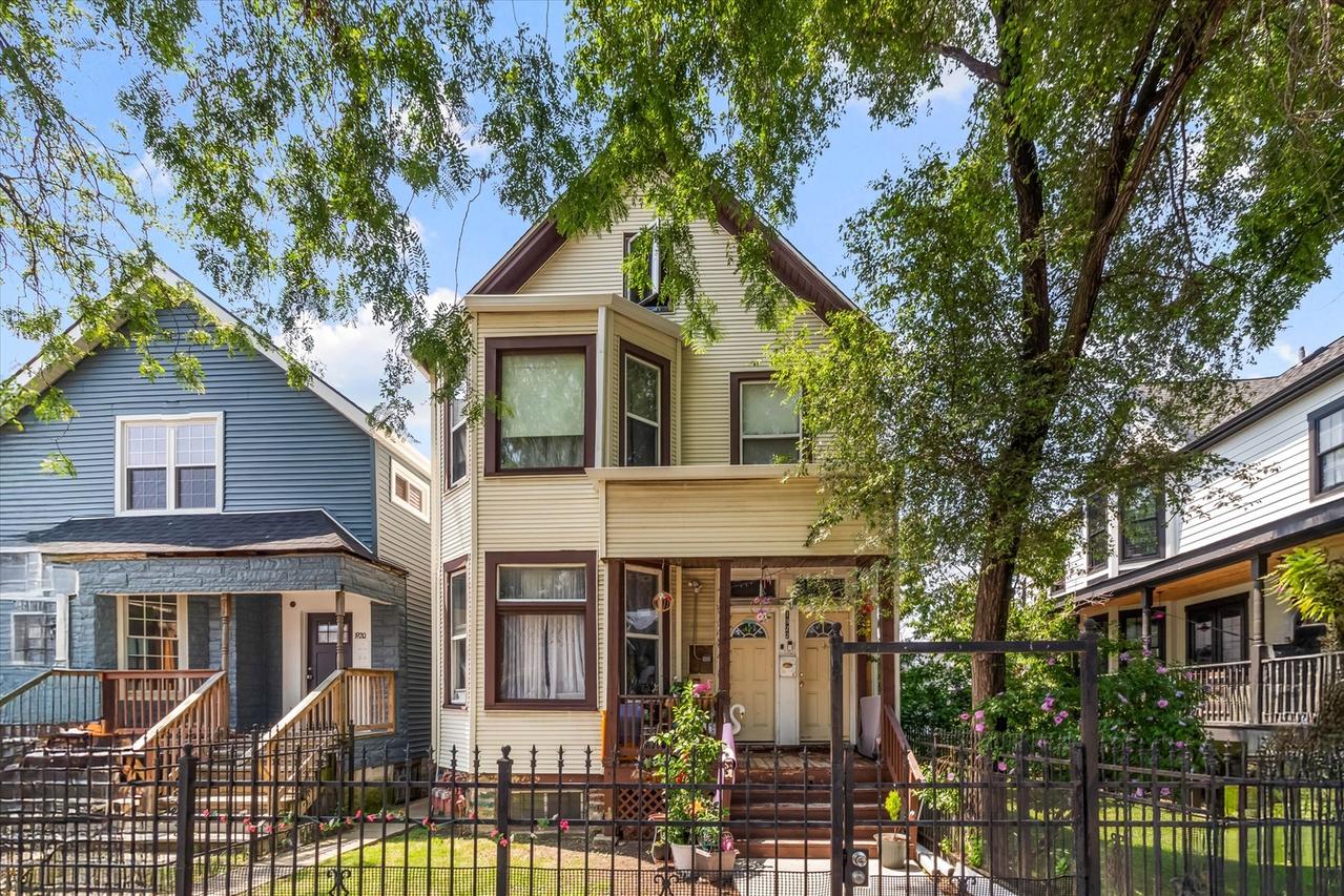 1922 N Central Park Ave., Chicago, IL 60647