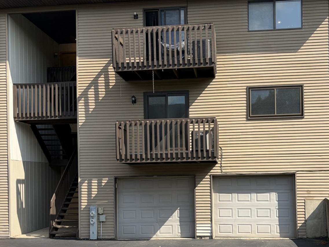 391 S Collins St. #G, South Elgin, IL 60177