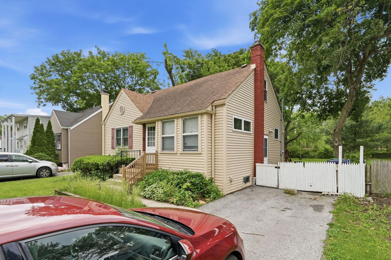 3857 217th St., Matteson, IL 60443