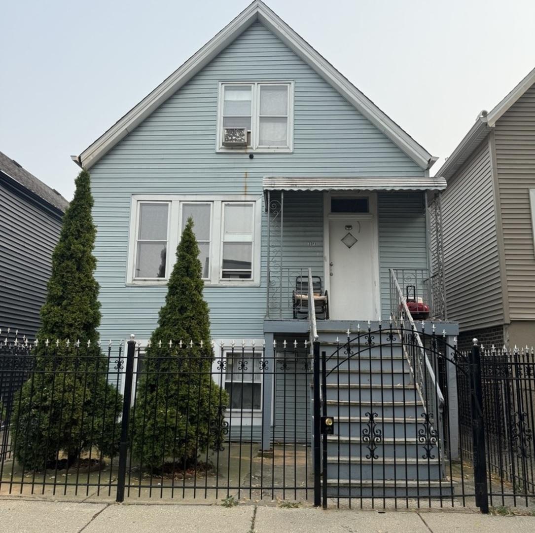 3303 W 38th Pl., Chicago, IL 60632