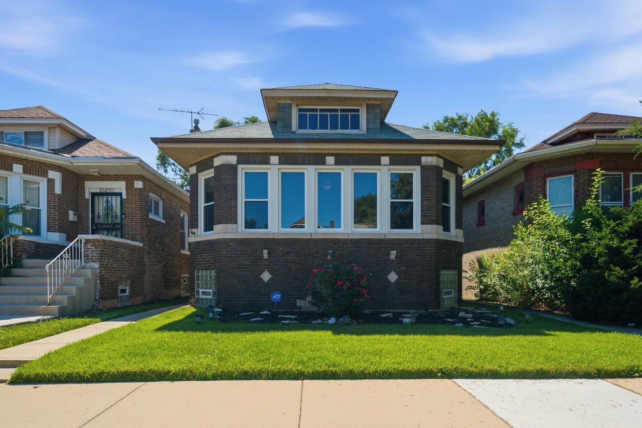 10416 S Sangamon St., Chicago, IL 60643