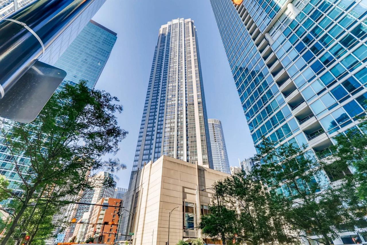 512 N Mcclurg Ct. #507, Chicago, IL 60611