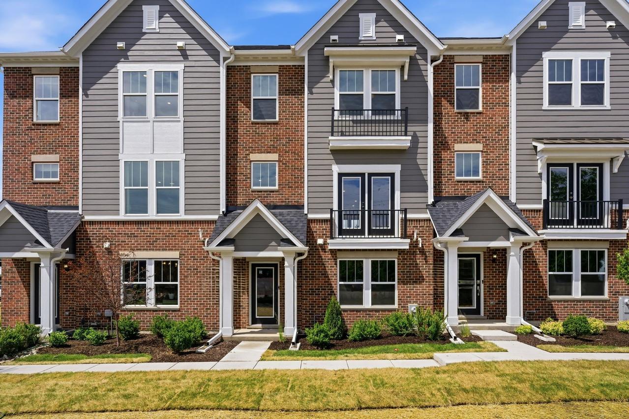 268 Warren Ln. #12354, Schaumburg, IL 60193