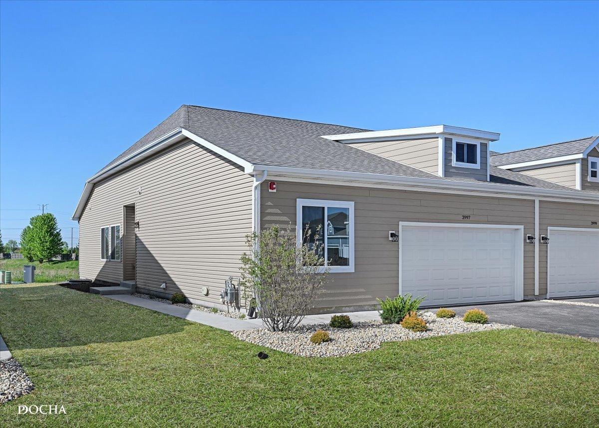 3997 Shoeger Dr., Yorkville, IL 60560