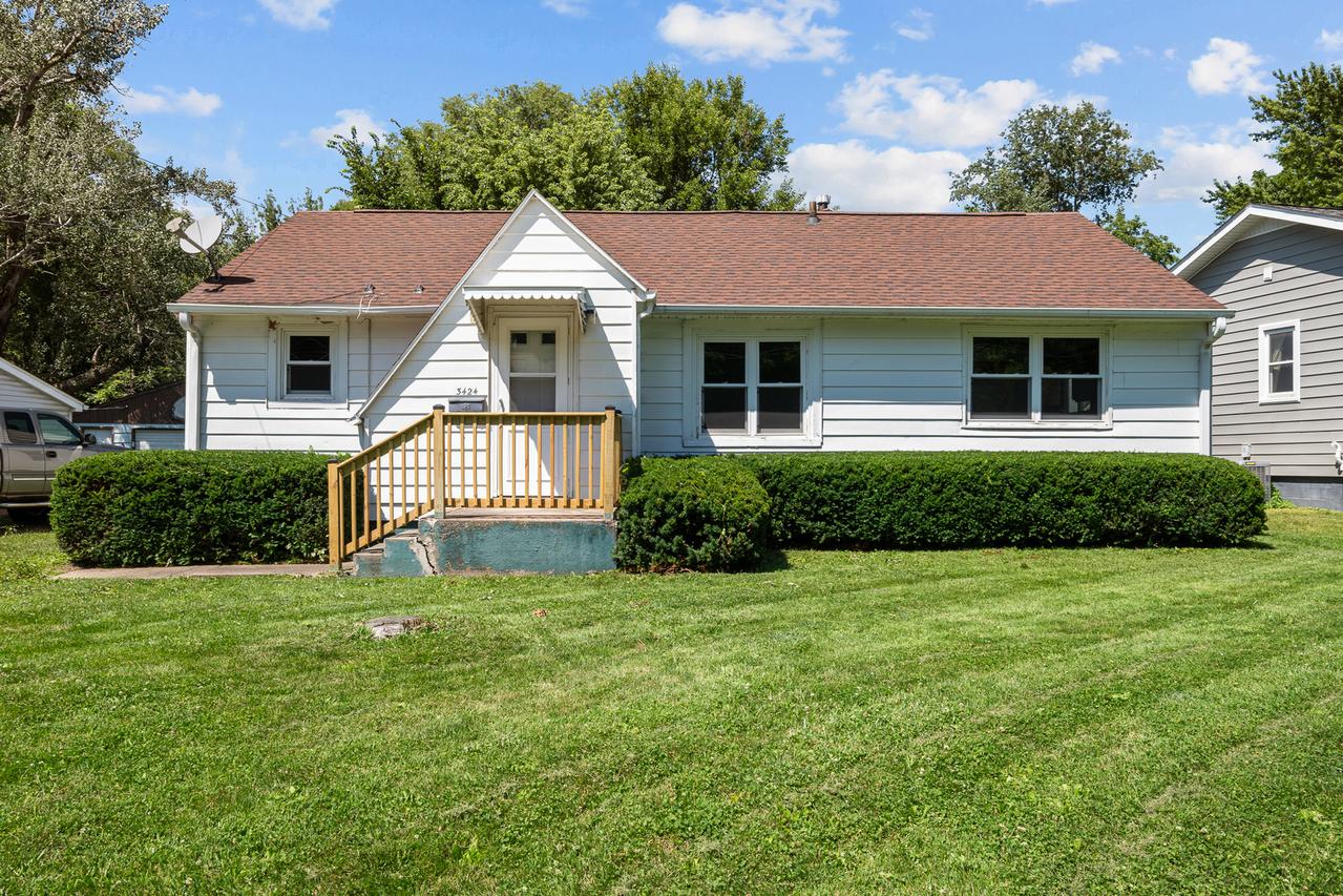 3424 2nd St., East Moline, IL 61244