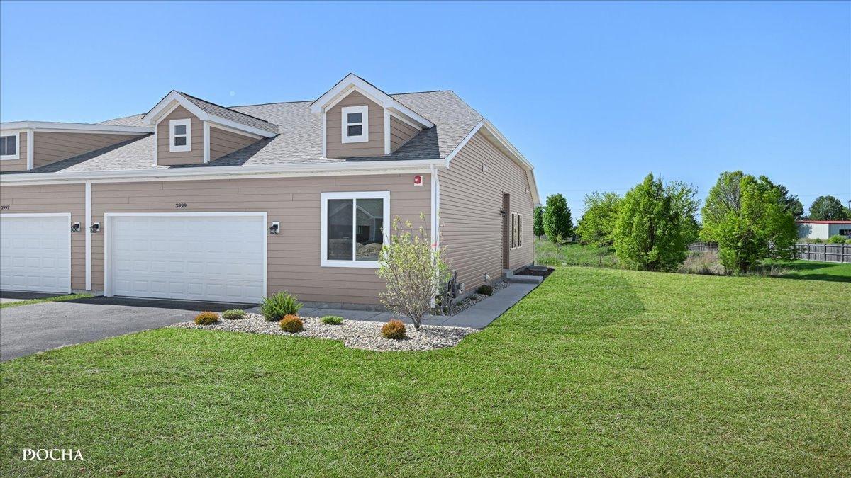 3999 Shoeger Dr., Yorkville, IL 60560