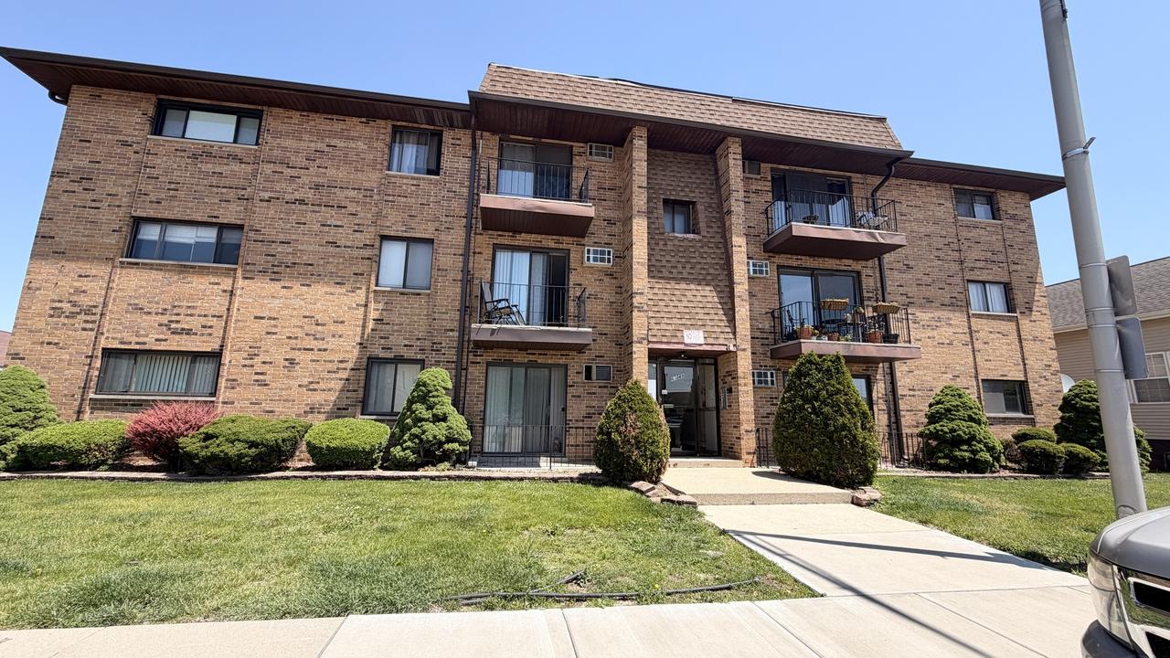 6348 Washington St. #3D, Chicago Ridge, IL 60415