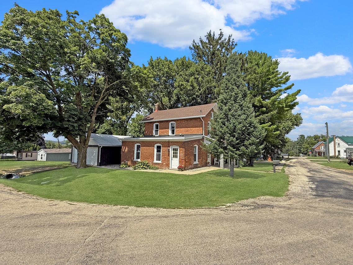 104 S Johnson St., Orangeville, IL 61060