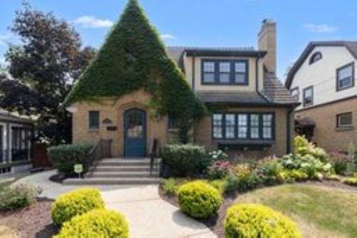 519 Robert Ave., Rockford, IL 61107