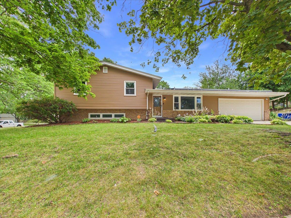 4315 Dempster Ave., Rockford, IL 61108