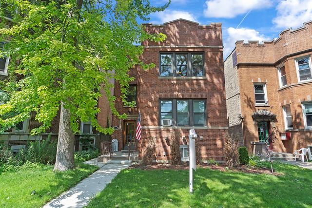 6704 N Rockwell St., Chicago, IL 60645